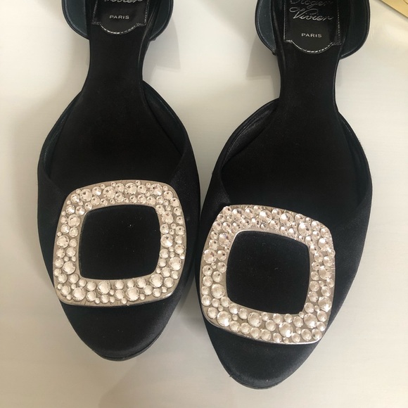 Roger Vivier Classic Flat - Picture 2 of 3